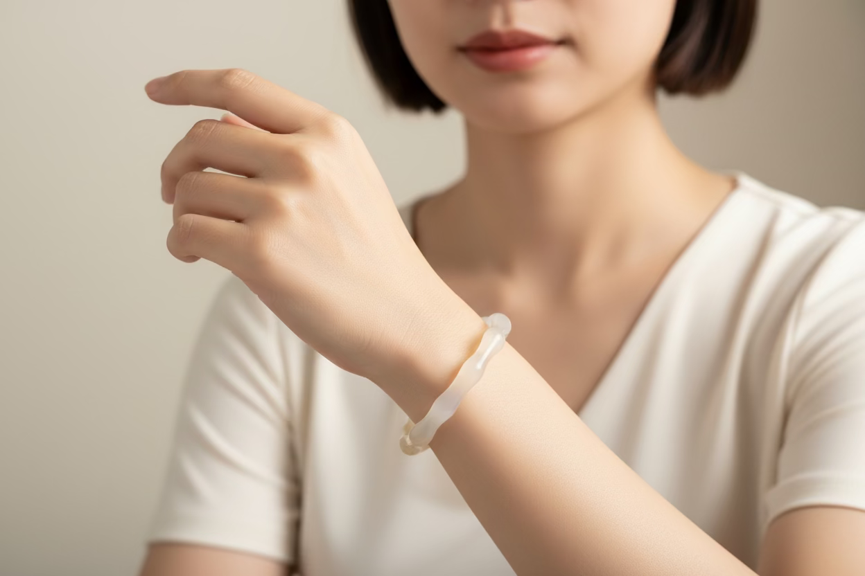 Chalcedony Bangle - Natural Crystal