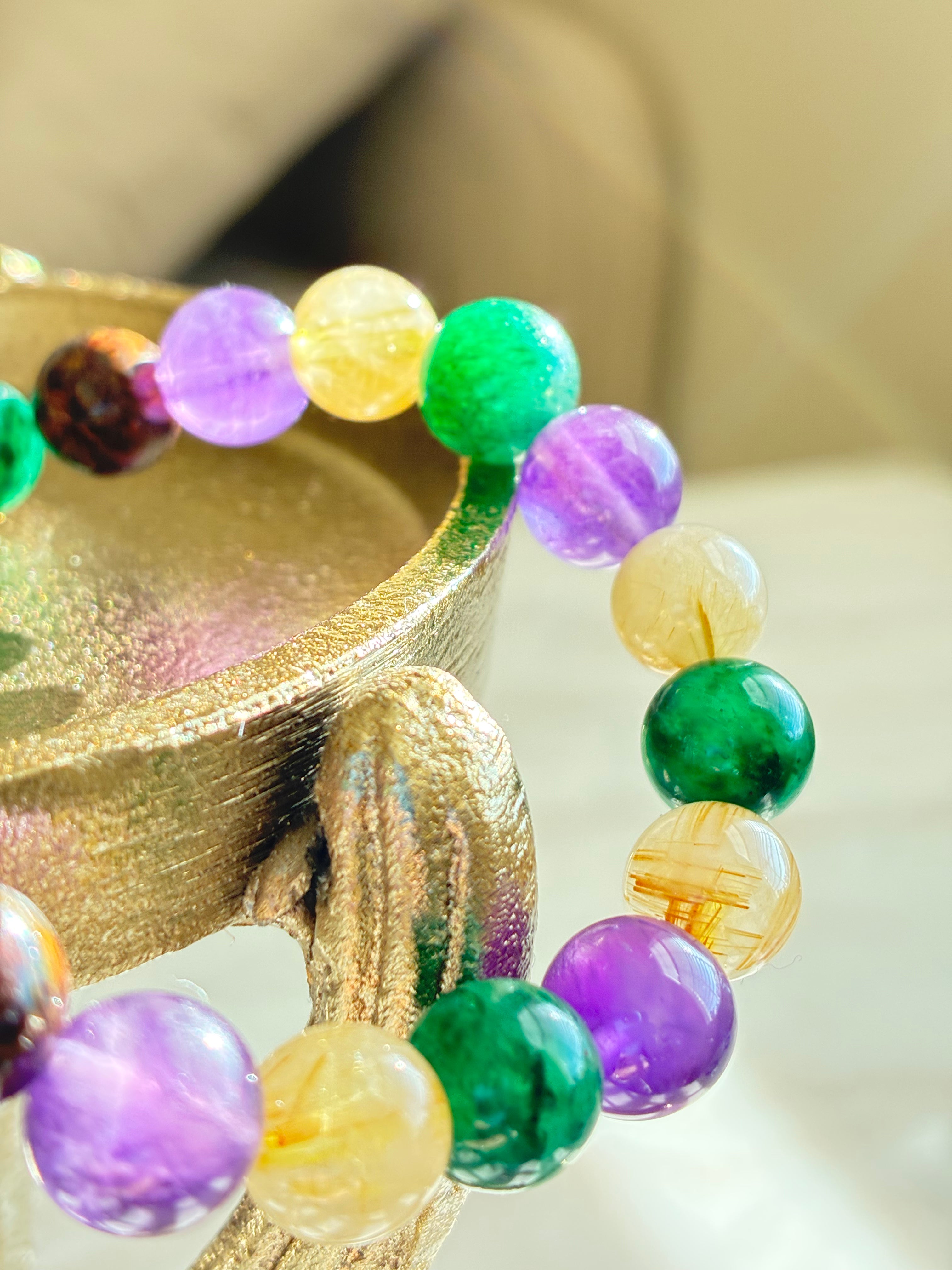 Paradisio (amethyst, reticulated quartz, green strawberry quartz, red pietersite)Bracelet - Natural Crystal